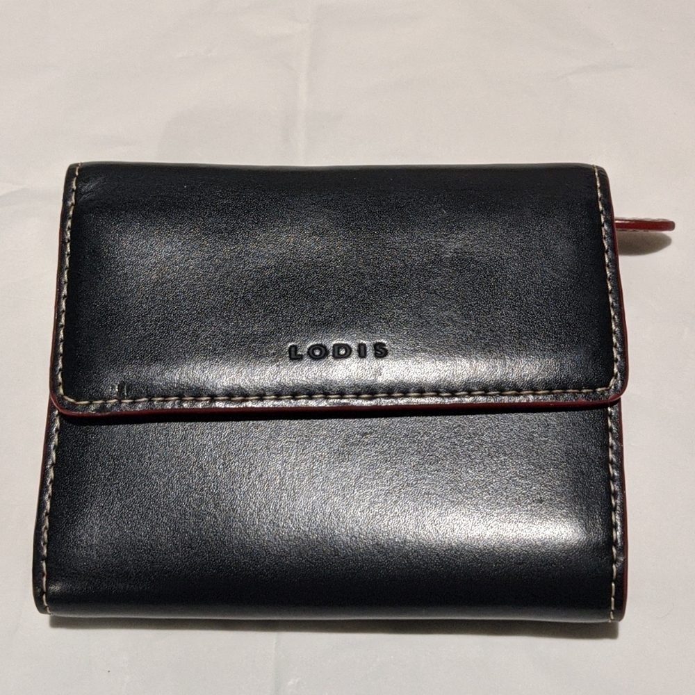 Lodis Continental Wallet.